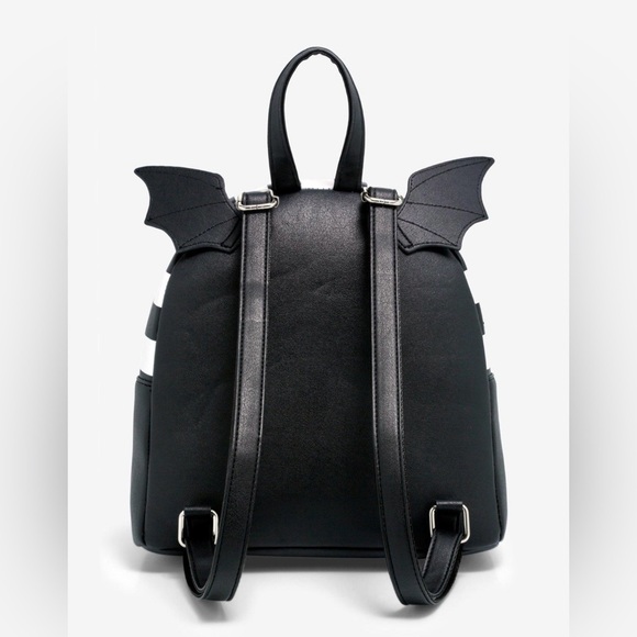 NWT Beetlejuice Recently Deceased‎ Handbook Bat Wing Mini Backpack - Picture 6 of 10